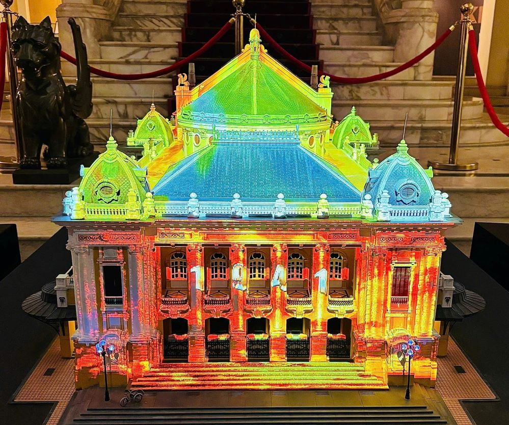 Di sản “cất lời” bằng ánh sáng và công nghệ